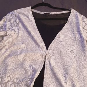 Black top with attached grey single buttoned over blouse 👚.